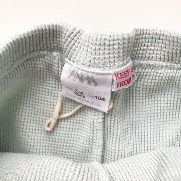 Zara green waffle leggings  EUC 3-4T - Picture 4 of 5